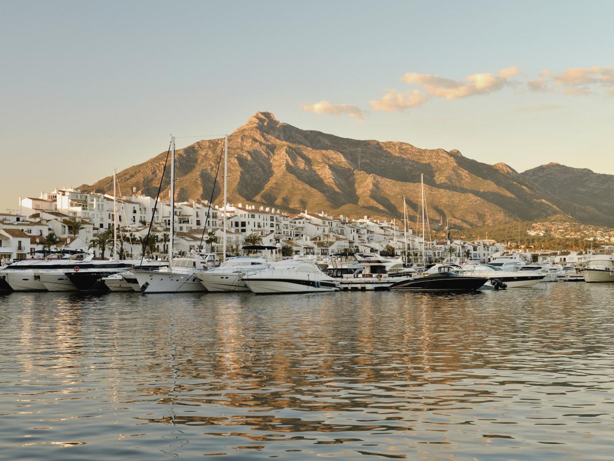Vacation Marbella I Stylish 5Bdr Penthouse, Sea And Marina View Lägenhet Exteriör bild